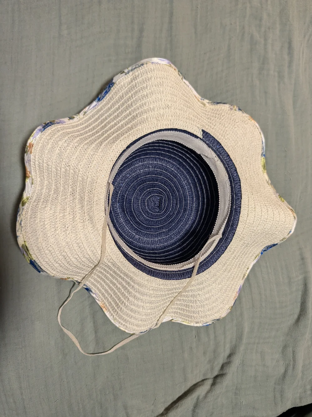 Cottagecore Women’s Two-Tone Wide Brim Sun Hat Floral Ribbon Floral Romantic